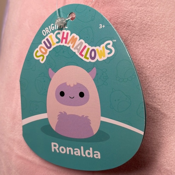 Squishmallow Ronalda the Yeti 11" UltraSoft Stuffed HTF Toy Plush NWT - Picture 5 of 7
